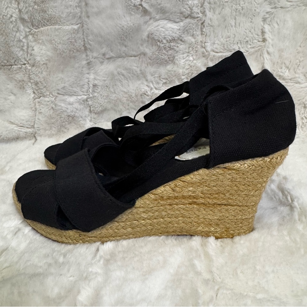 Steve Madden New York Black Wedge Ankle Tie Sandals Size 7 Espadrille Wedge NWOT - Picture 13 of 14